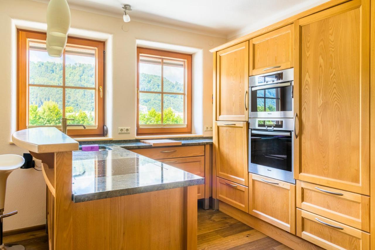 Bauernbraugut Apartment Hallein Bagian luar foto