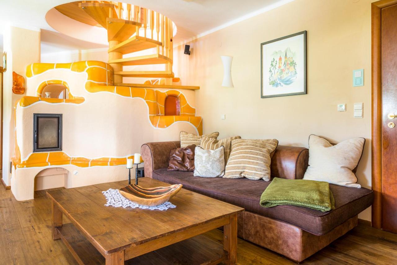 Bauernbraugut Apartment Hallein Bagian luar foto